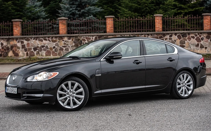 Jaguar XF cena 45900 przebieg: 215000, rok produkcji 2011 z Wasilków małe 529
